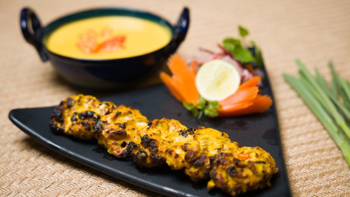 Chennai’s Bayleaf restaurant celebrates 25 years of service with